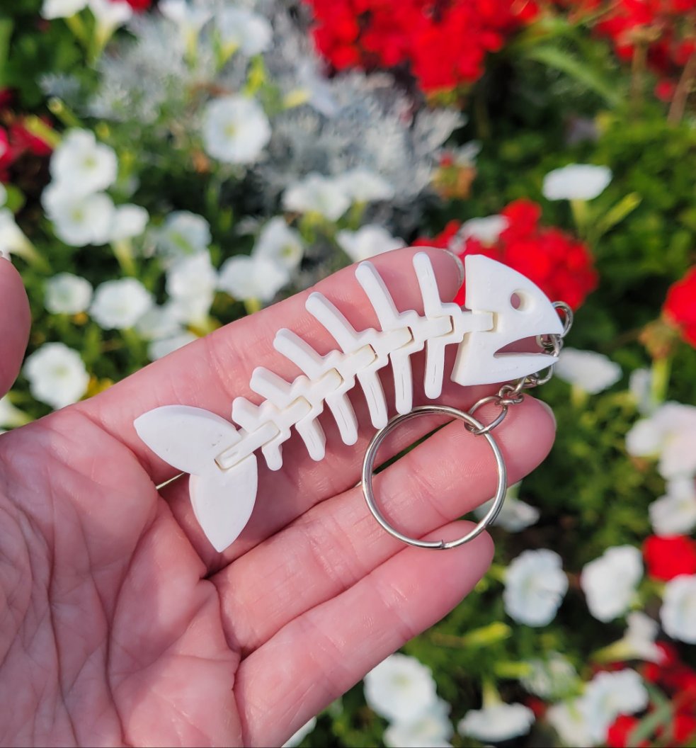 Fish Keychain – Emily's Art Cart